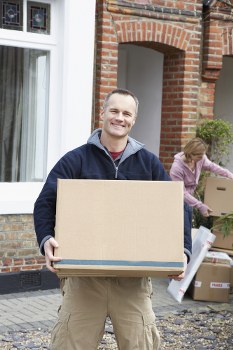 Removal company moving home in Hornsey near local residential streets