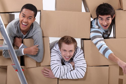 Movers handling access and stairs in a Hornsey flat relocation